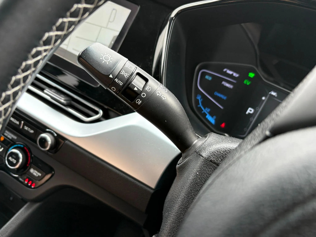 Kia Niro 4 Black #16