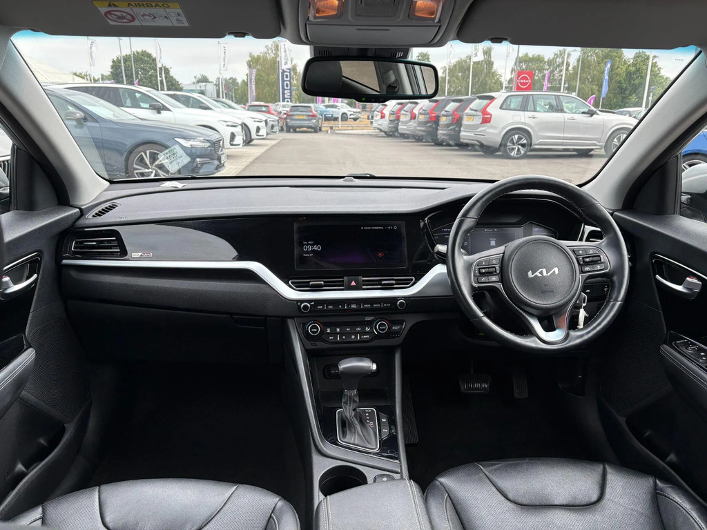 Kia Niro 4 Black #12