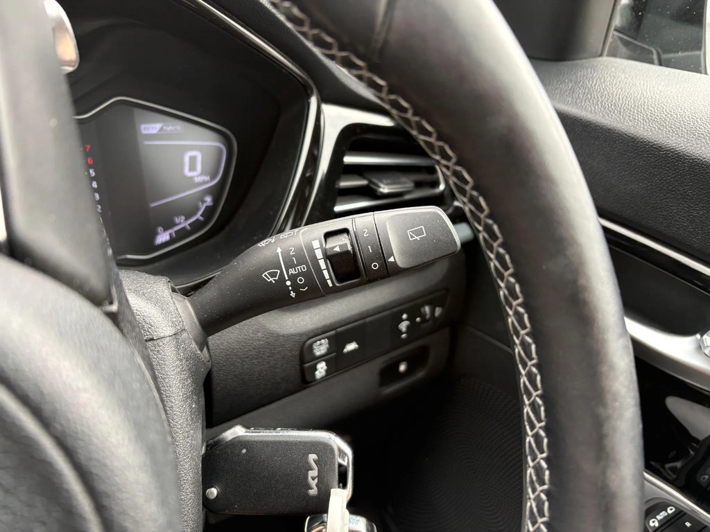 Kia Niro 4 Black #15