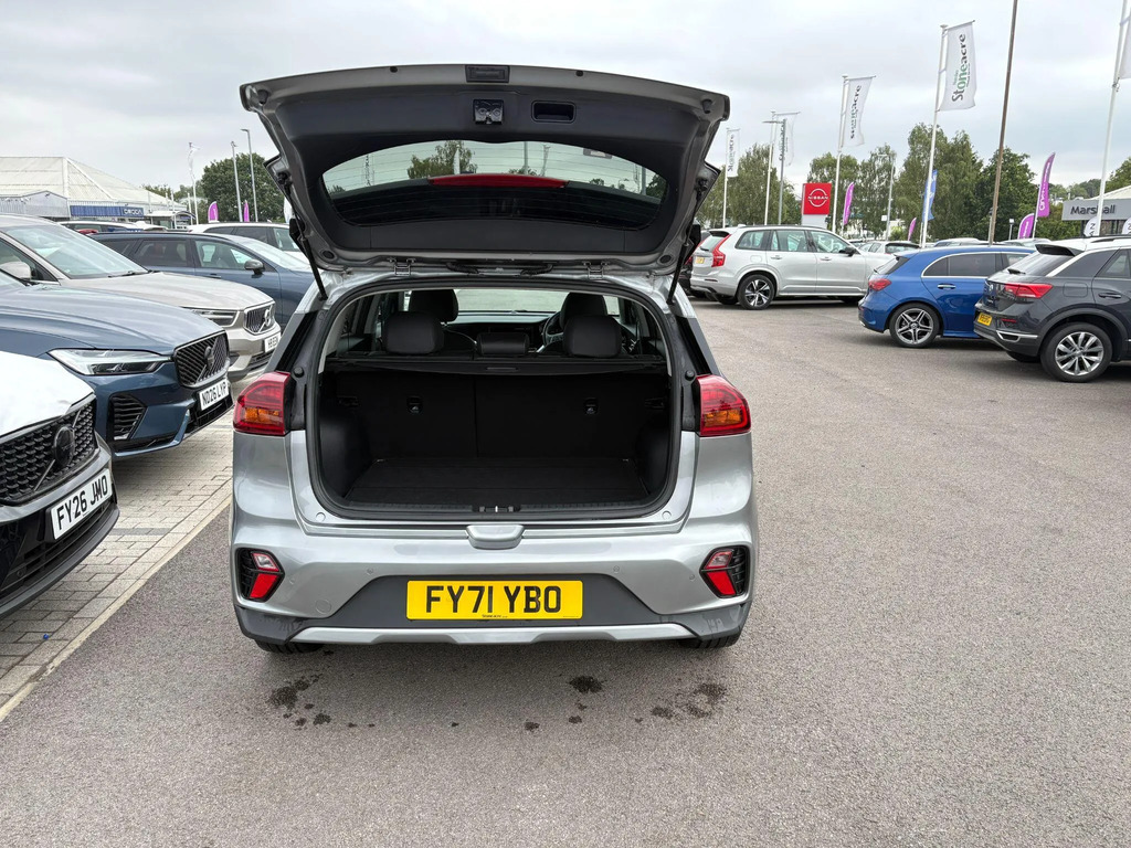 Kia Niro 4 Black #30