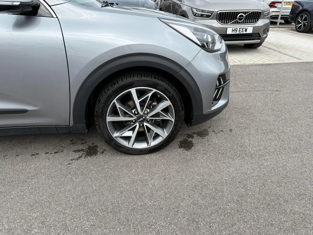 Kia Niro 4 Black #19