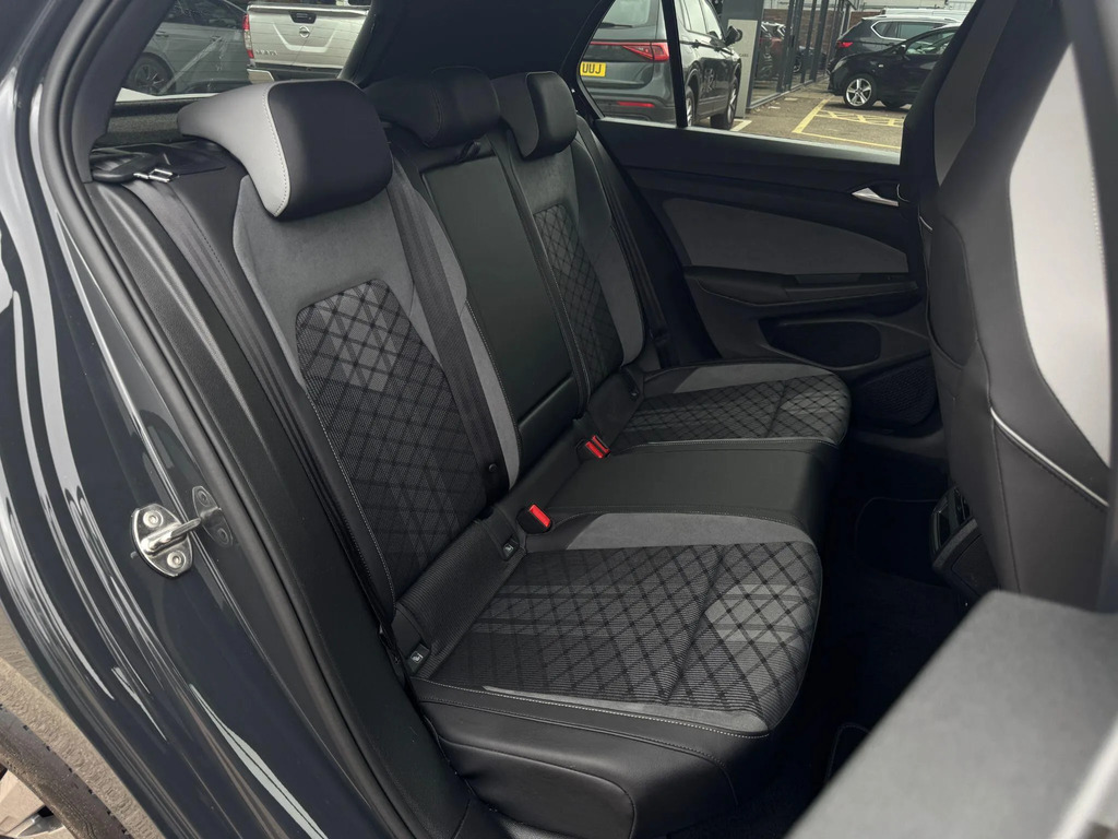Volkswagen Golf Active Red #11