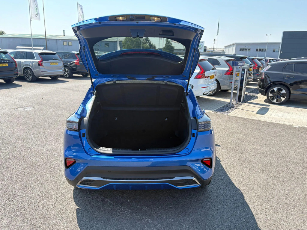 Kia Xceed 2 Red #26