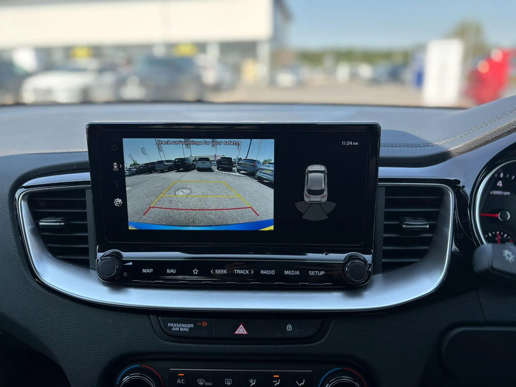 Kia Xceed 2 Red #24