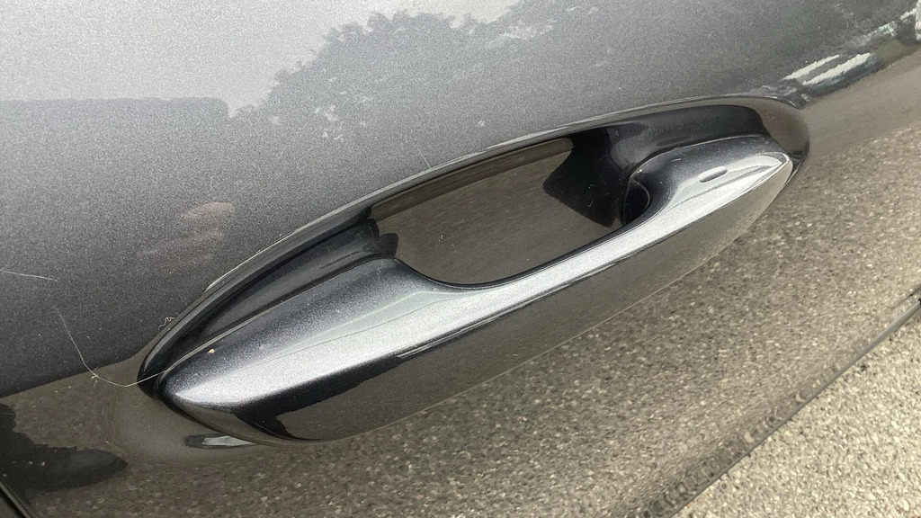 Lexus UX Hatchback Black #35