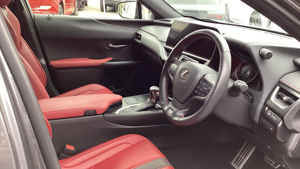 Lexus UX 250H 2.0 F-sport Cvt Nav #4