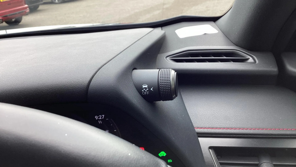 Lexus UX Hatchback Black #31