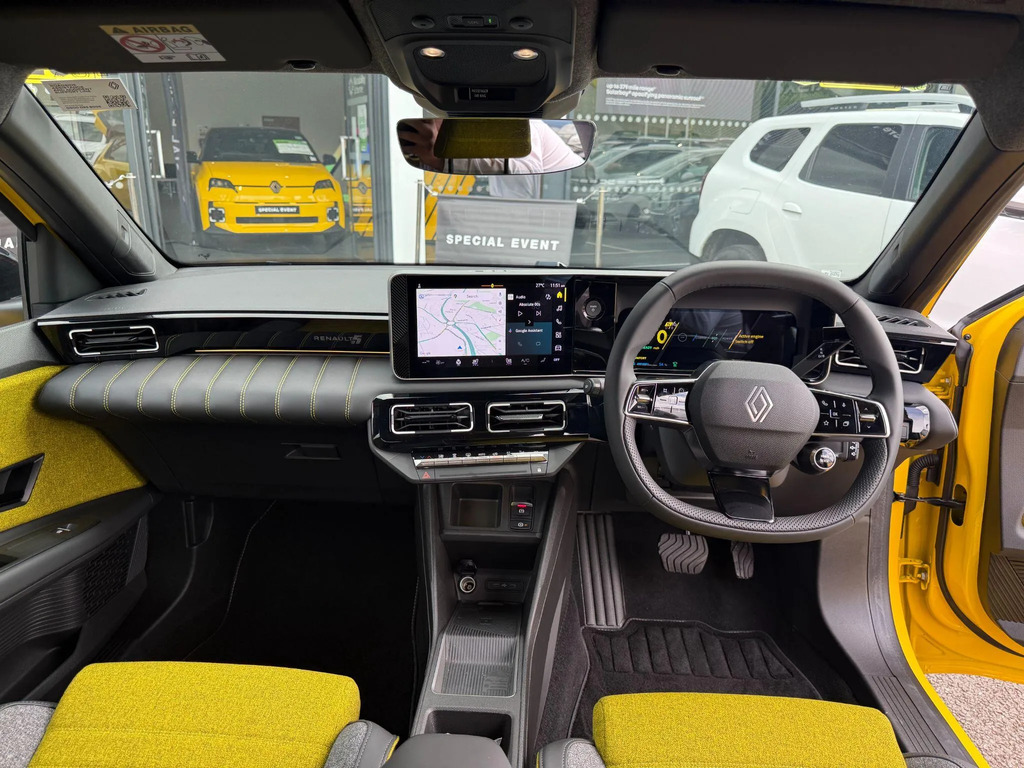 Renault 5 E-Tech Comfort Range 52Kwh Iconic Five  #5