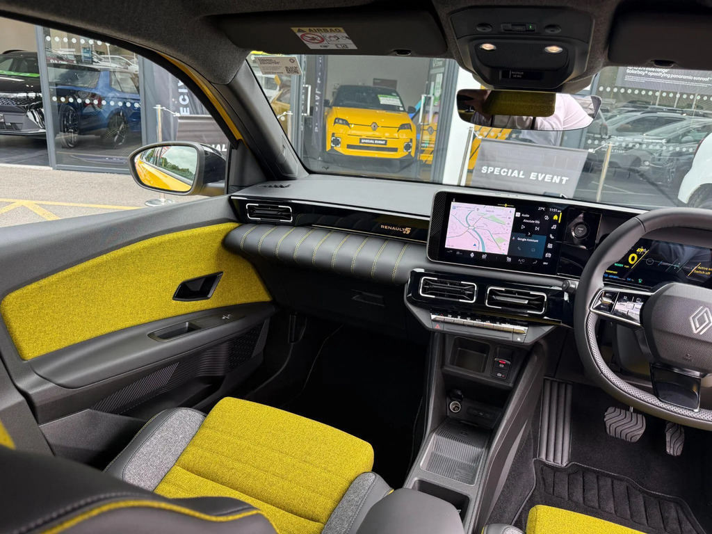 Renault 5 E-Tech Comfort Range 52Kwh Iconic Five  #6