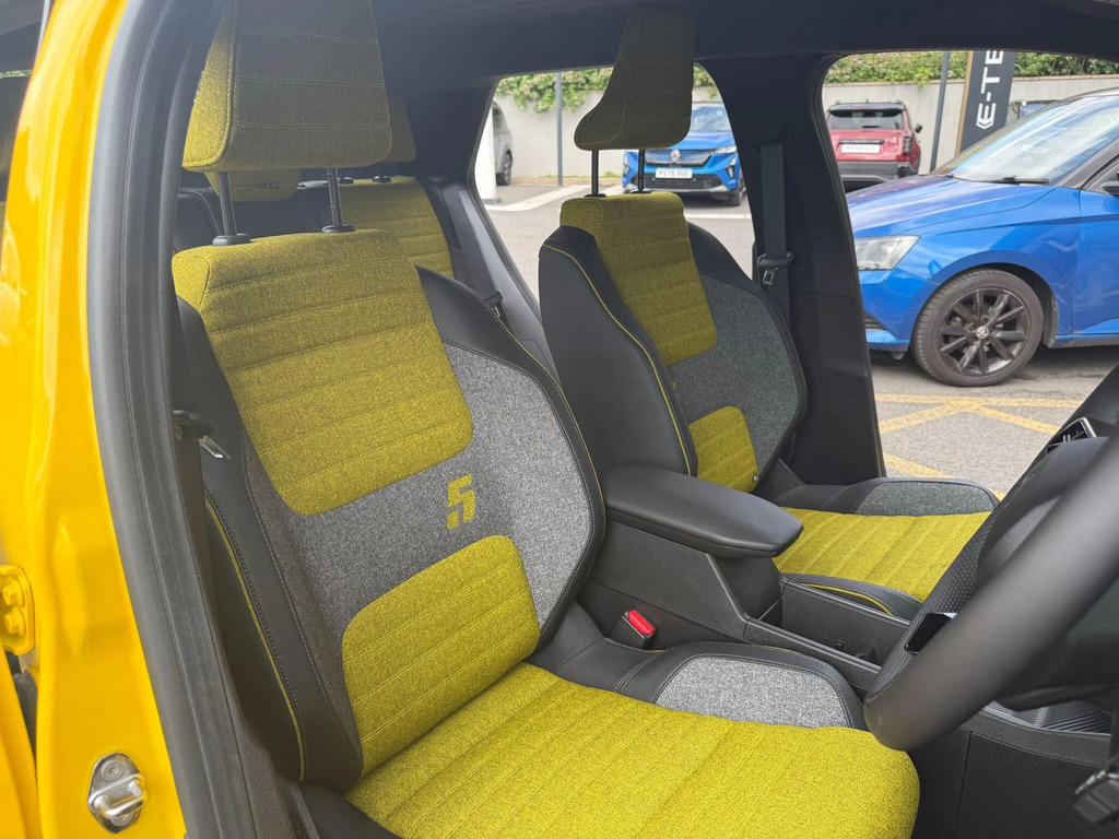 Renault 5 E-Tech Urban Range 40Kwh Iconic Five Yellow #7