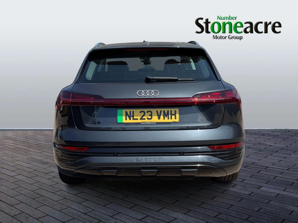 Audi Q8 e tron 50 Sport Quattro 95Kwh 11Kw Charger #6