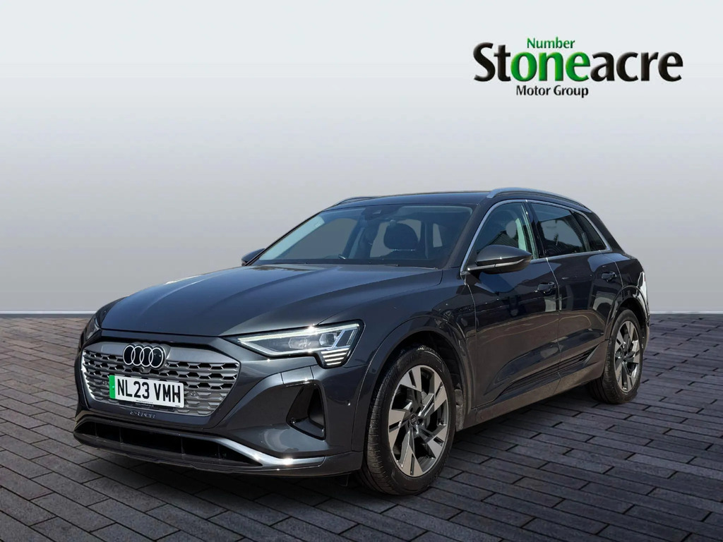 Audi Q8 e tron 50 Sport Quattro 95Kwh 11Kw Charger #3