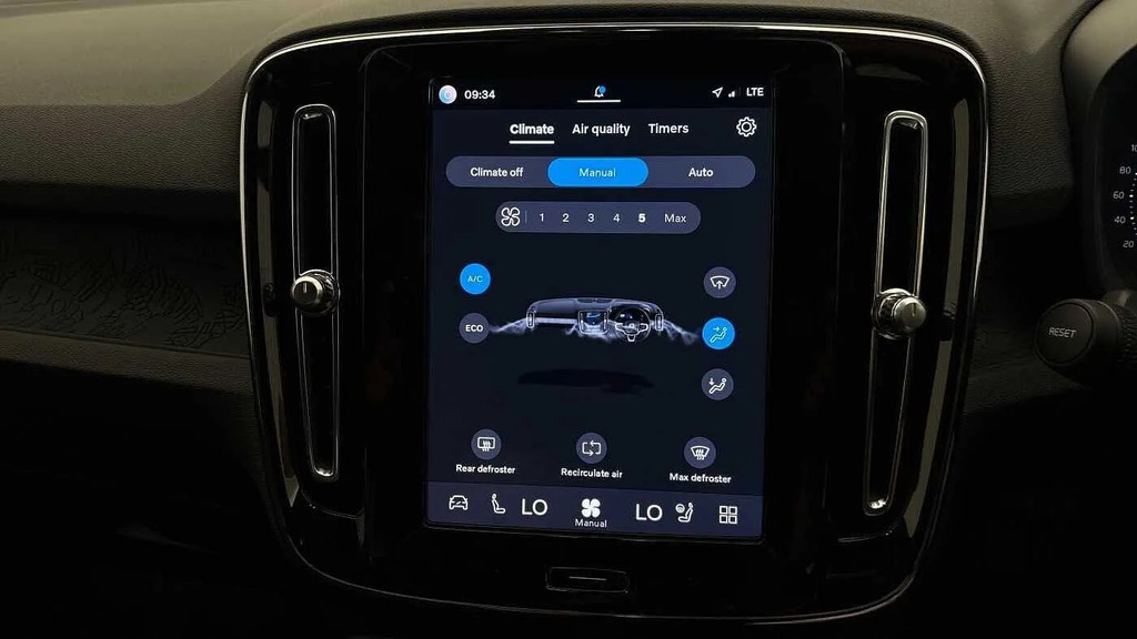 Volvo XC40 Plus Grey #34