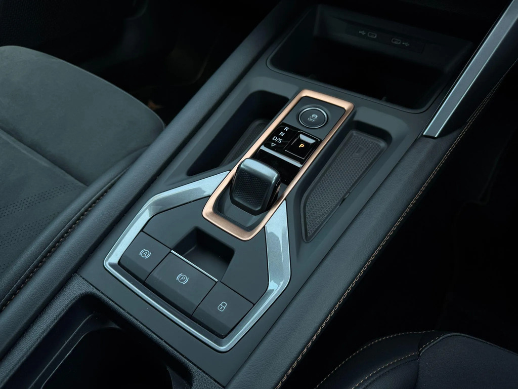 Cupra Formentor V2 Black #11