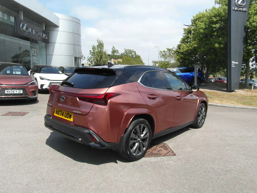 Lexus UX Premium Plus  #8