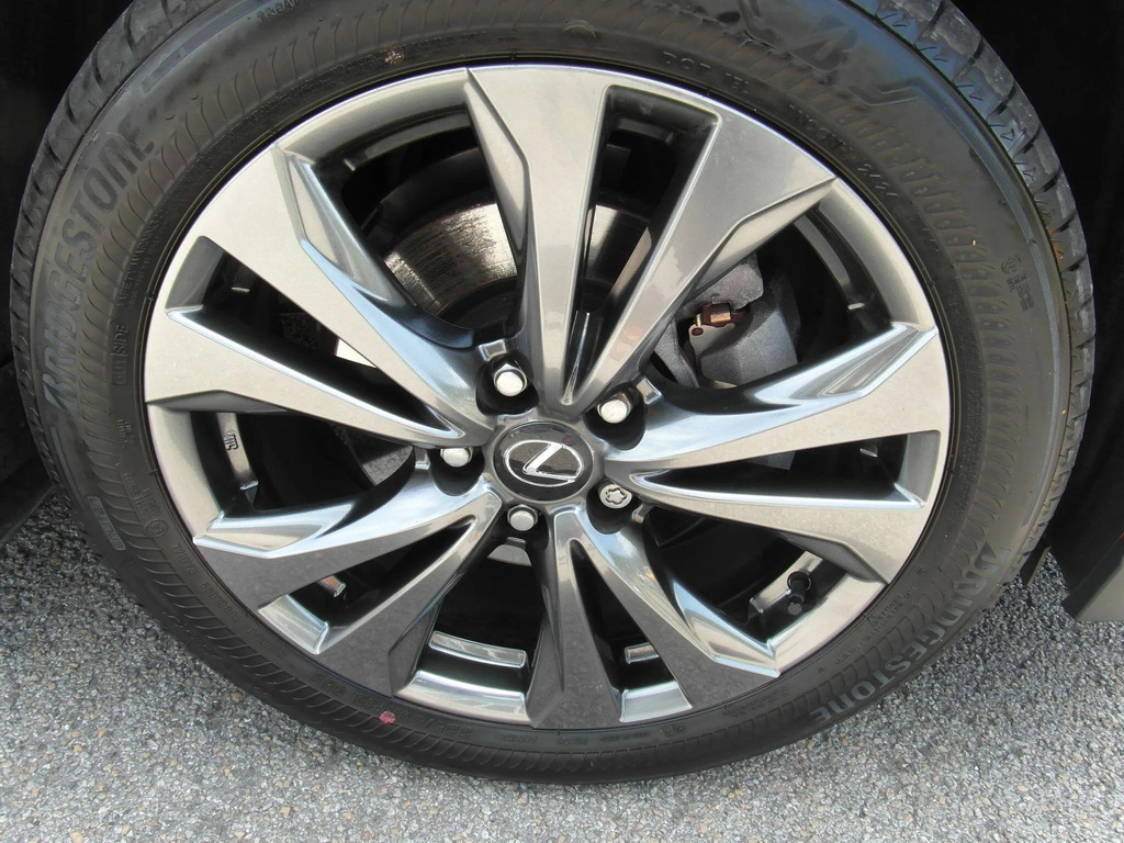 Lexus UX Premium Plus  #22