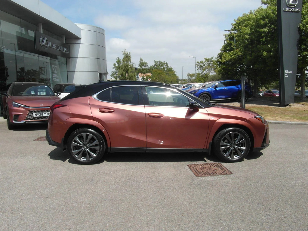 Lexus UX Premium Plus  #7