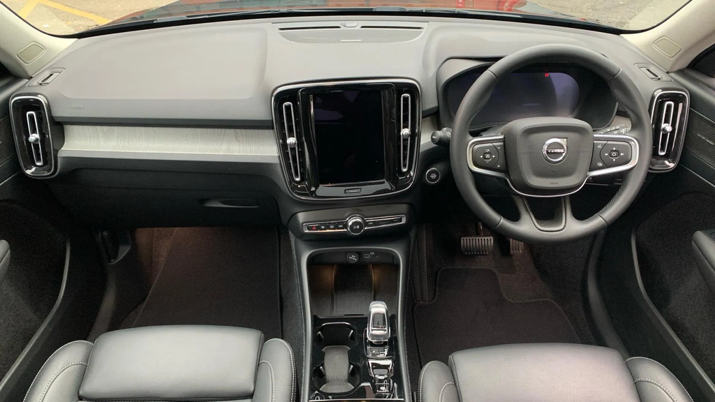 Volvo XC40 2.0 B3 Mhev Ultra Dark Dct Euro 6 Ss RF25EXN #5