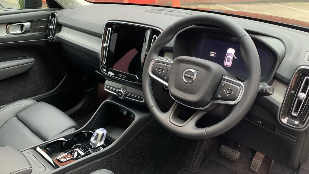 Volvo XC40 2.0 B3 Mhev Ultra Dark Dct Euro 6 Ss RF25EXN #4