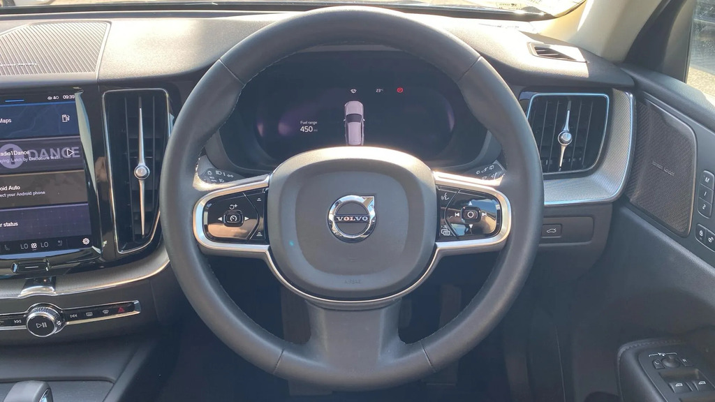 Volvo XC60 Plus Grey #36