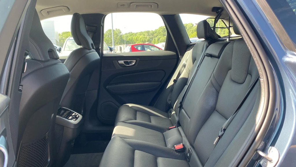 Volvo XC60 Plus Grey #14