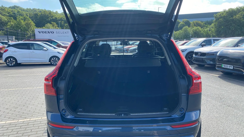 Volvo XC60 Plus Grey #35