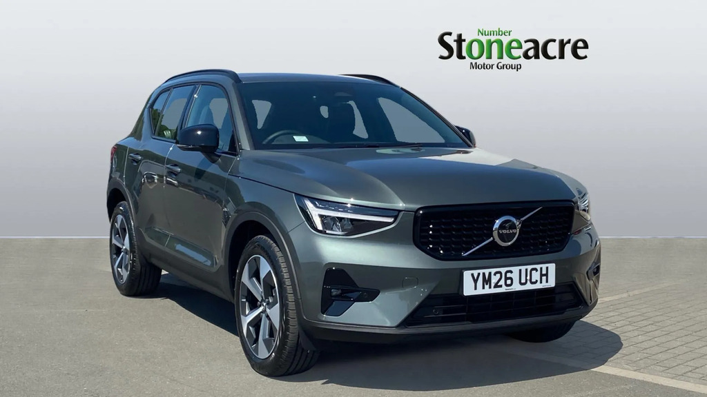 Volvo XC40 2.0 B3p Plus Dark 