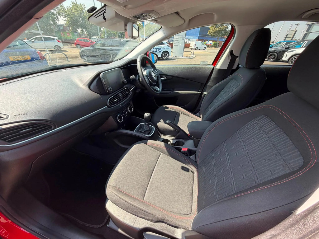 Fiat Tipo 1.0 100Hp Red #16