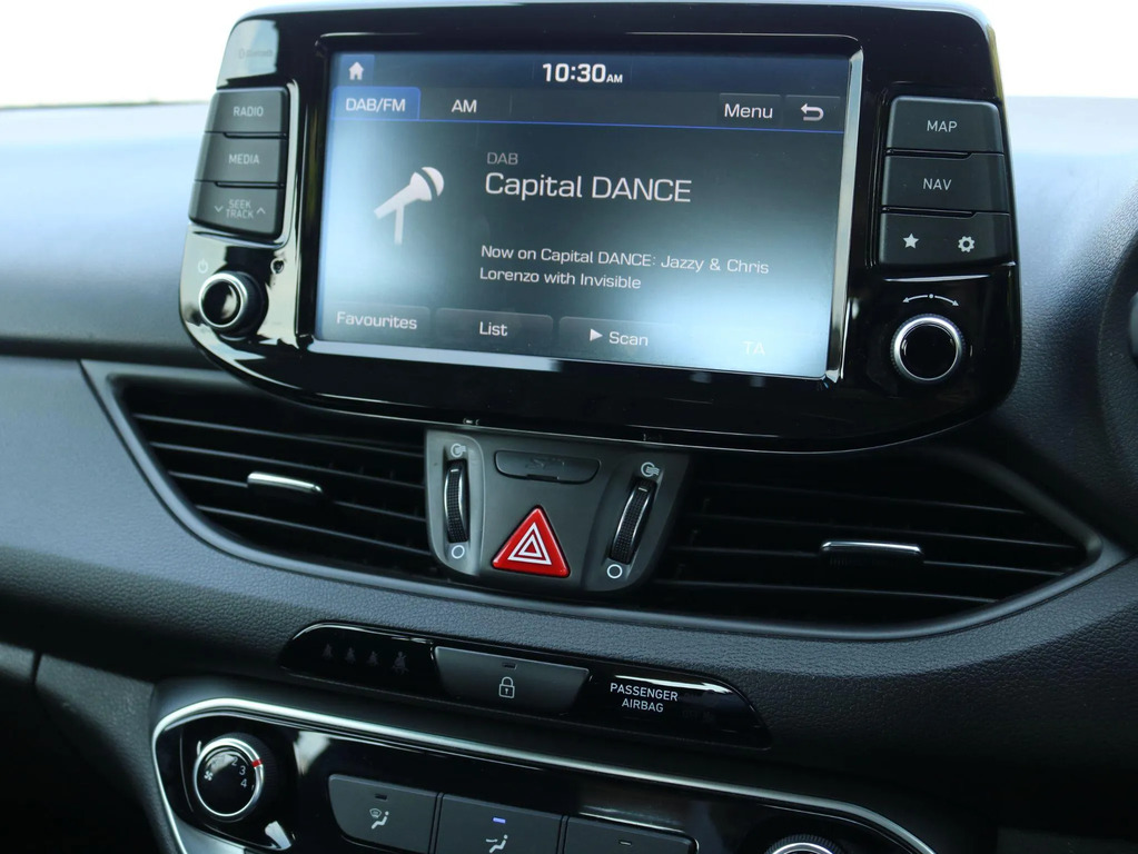 Hyundai I30 Crdi Se Nav Black #16