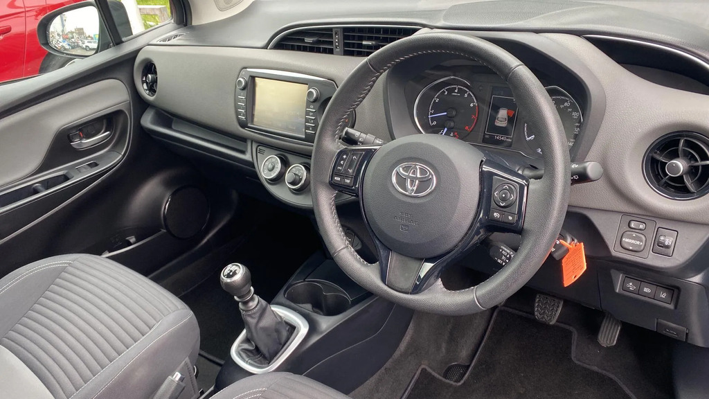 Toyota Yaris Launch Edition #9