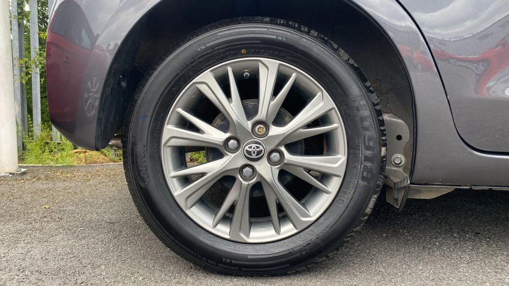 Toyota Yaris Launch Edition #17