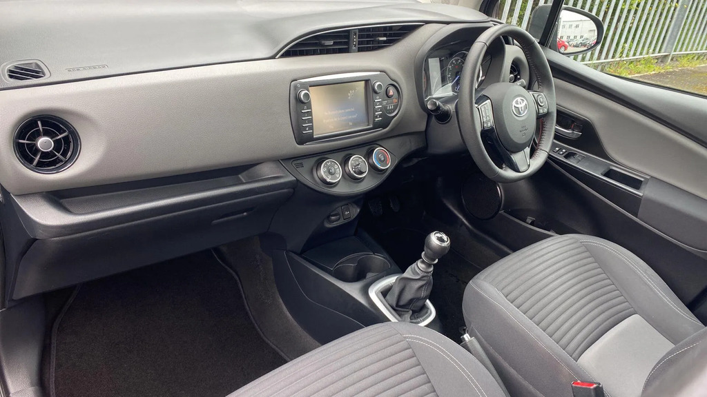 Toyota Yaris Launch Edition #28