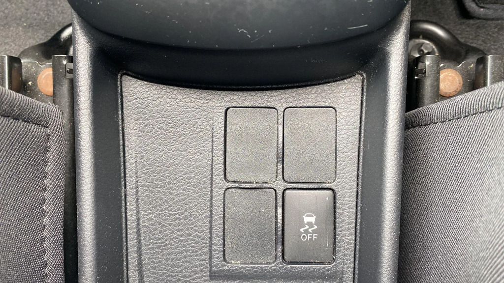 Toyota Yaris Launch Edition #26