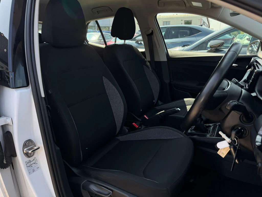 Skoda Fabia Hatchback Silver #11