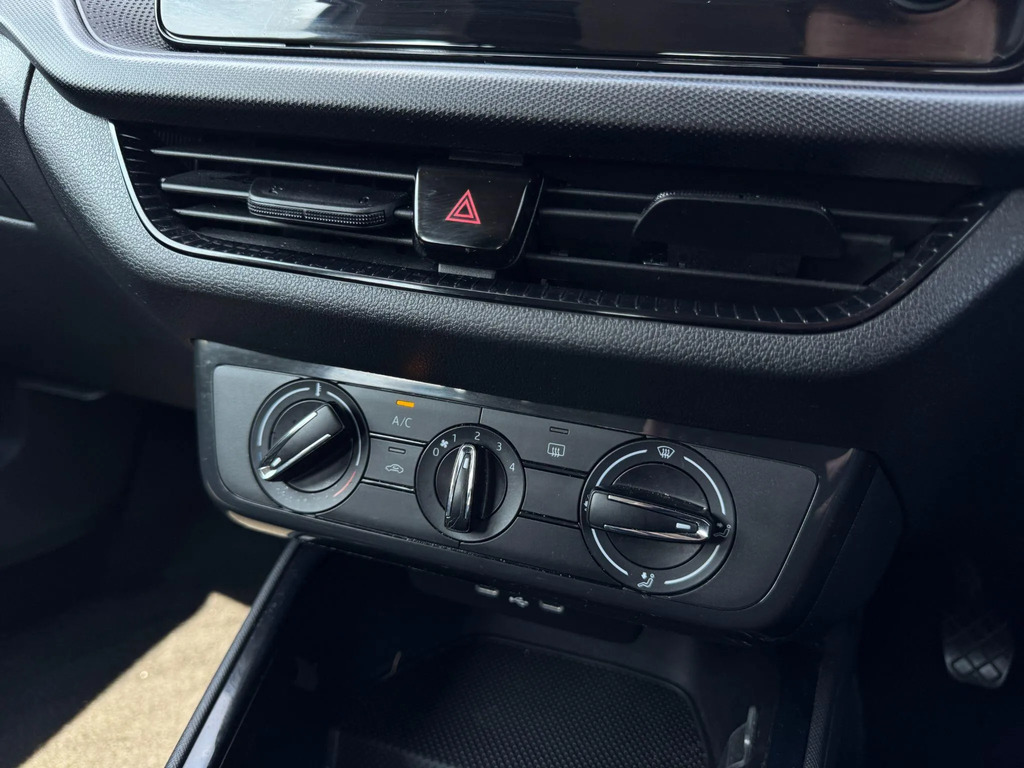 Skoda Fabia Hatchback Silver #15