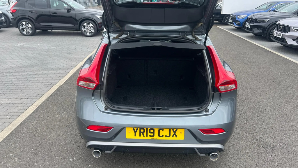 Volvo V40 T3 R-design Pro Grey #12