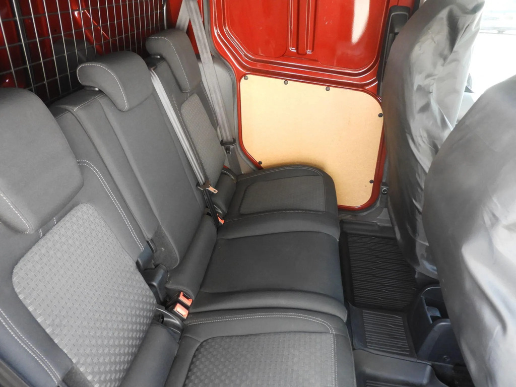 Ford Transit Connect 1.5L Trend White #33