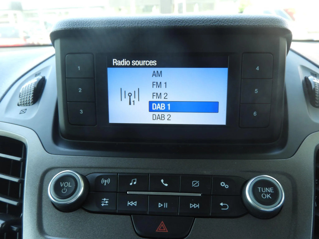 Ford Transit Connect 1.5L Trend White #22