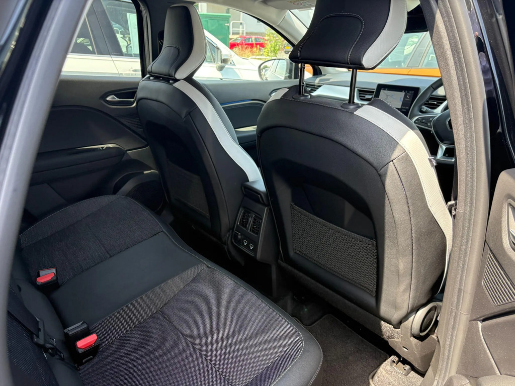 Renault Captur 1.6 E-tech Full Hybrid 145 Techno 2023 Grey #35
