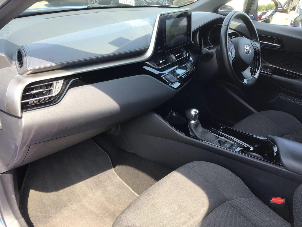 Toyota C-Hr 1.8 Hybrid Dynamic Cvt #5