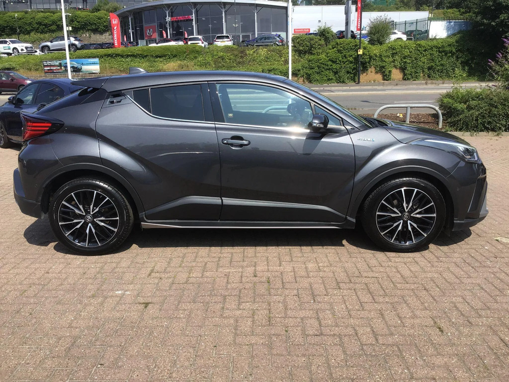 Toyota C-Hr 1.8 Hybrid Excel Cvt White #2