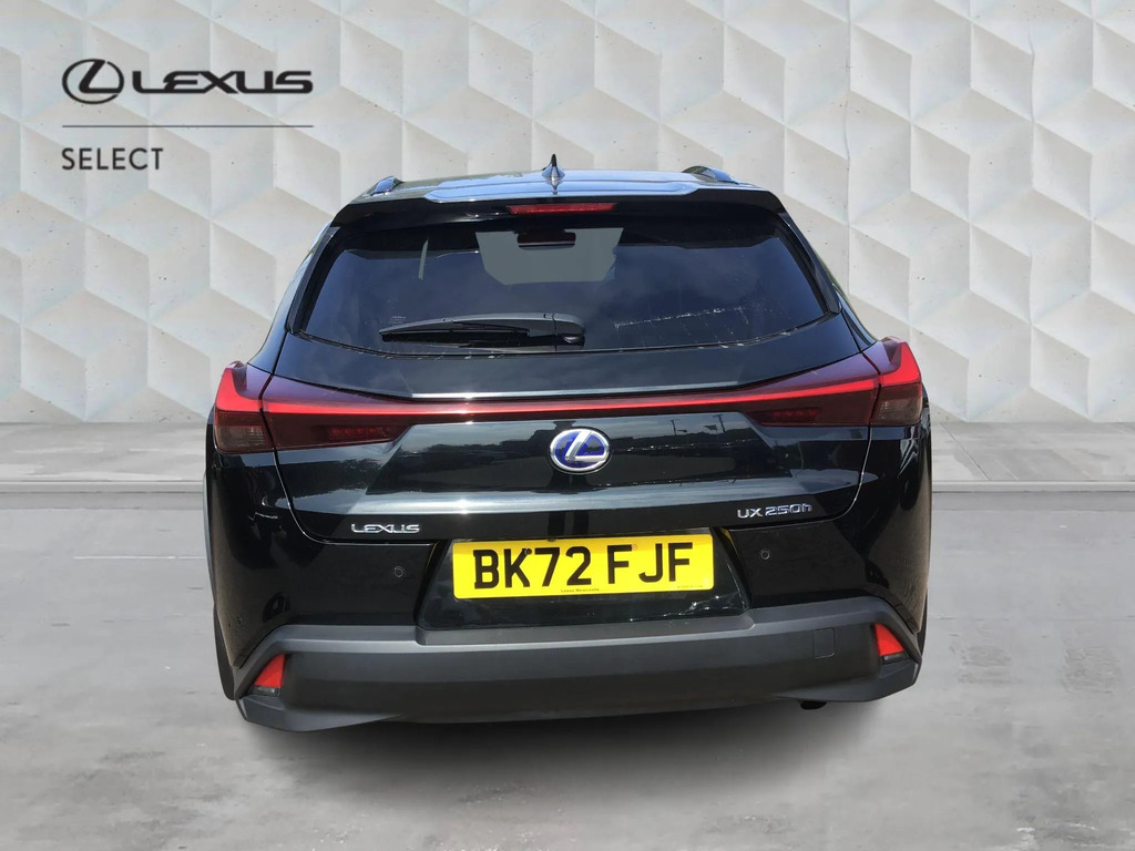 Lexus UX 250H 2.0 Premium Sport Edition  #4