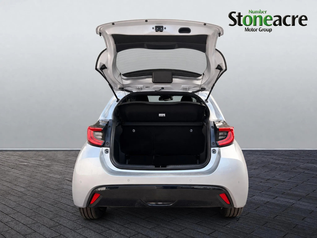 Mazda 2 1.5I Hybrid Centre Line Cvt Silver #19