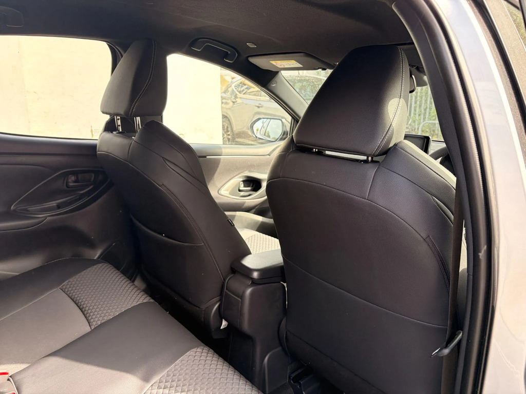 Mazda 2 1.5I Hybrid Centre Line Cvt Silver #14