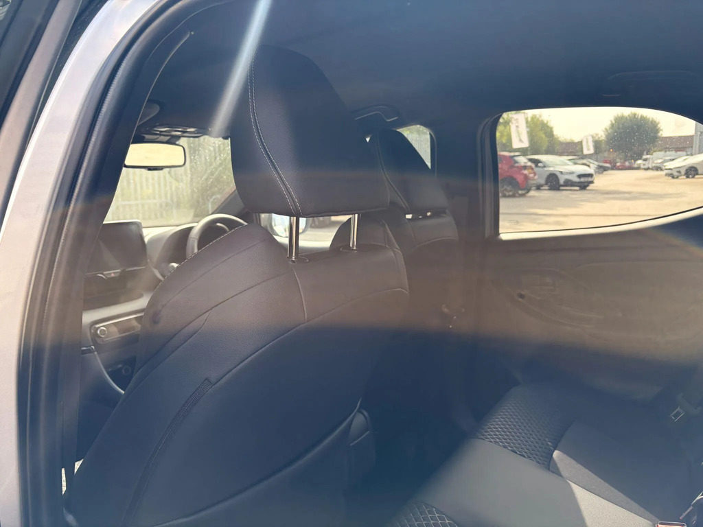 Mazda 2 1.5I Hybrid Centre Line Cvt Silver #12