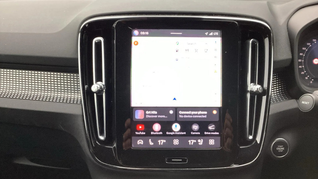 Volvo XC40 Plus Dark Black #17