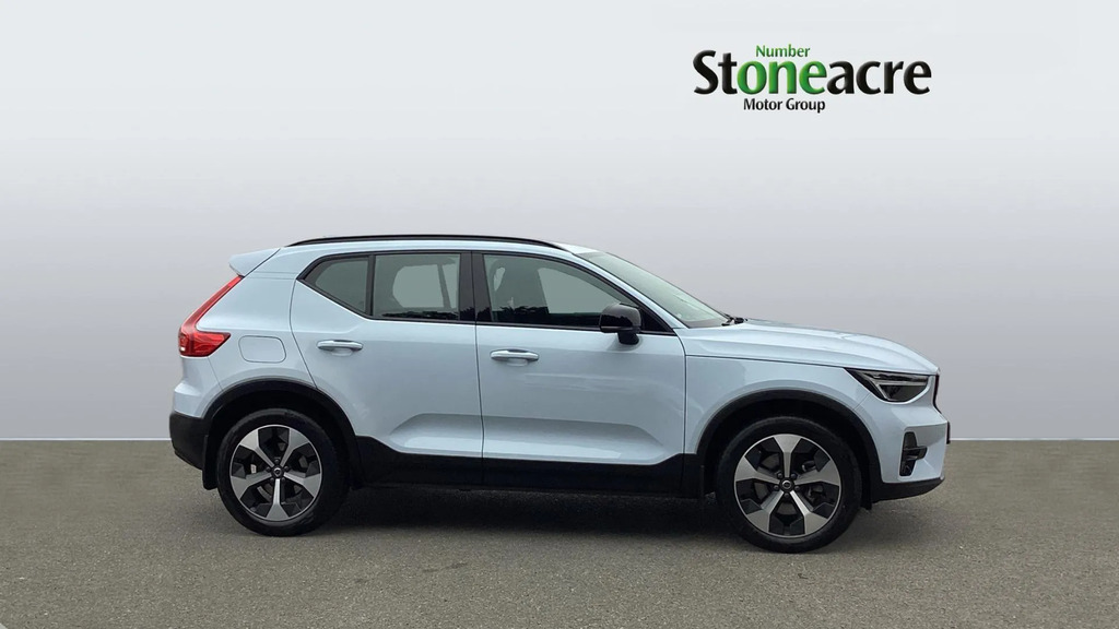 Volvo XC40 2.0 B3p Plus Dark #3