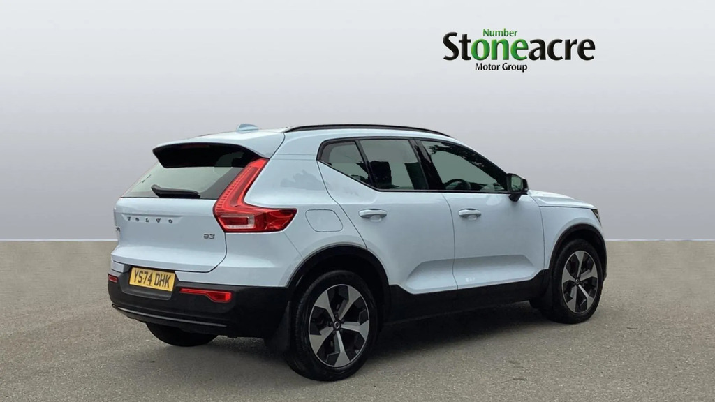 Volvo XC40 2.0 B3p Plus Dark #2