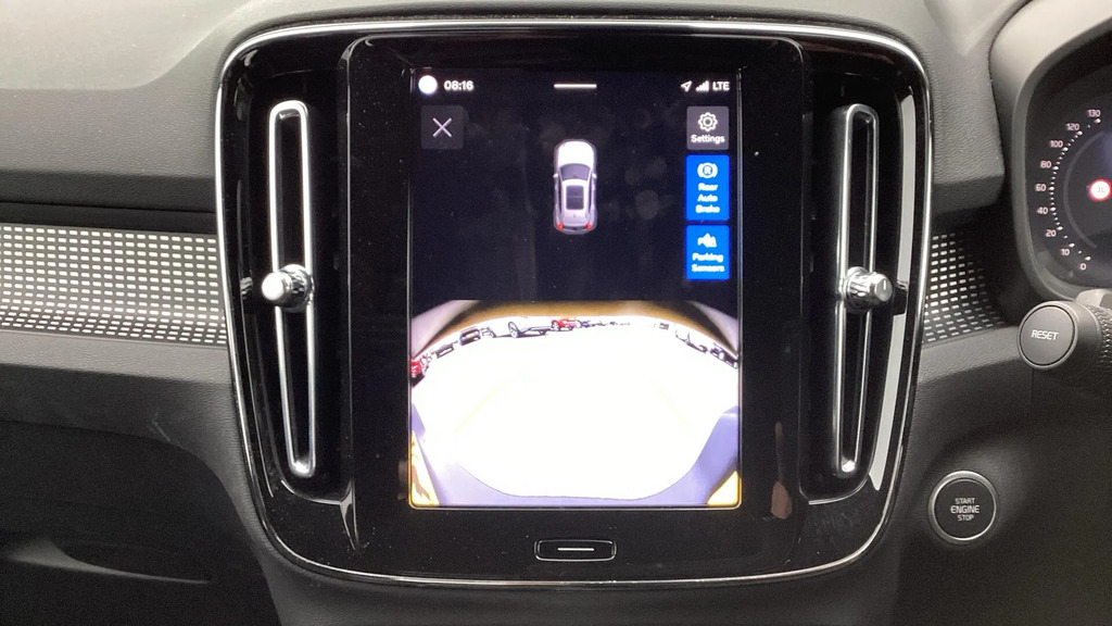 Volvo XC40 Plus Dark Black #20