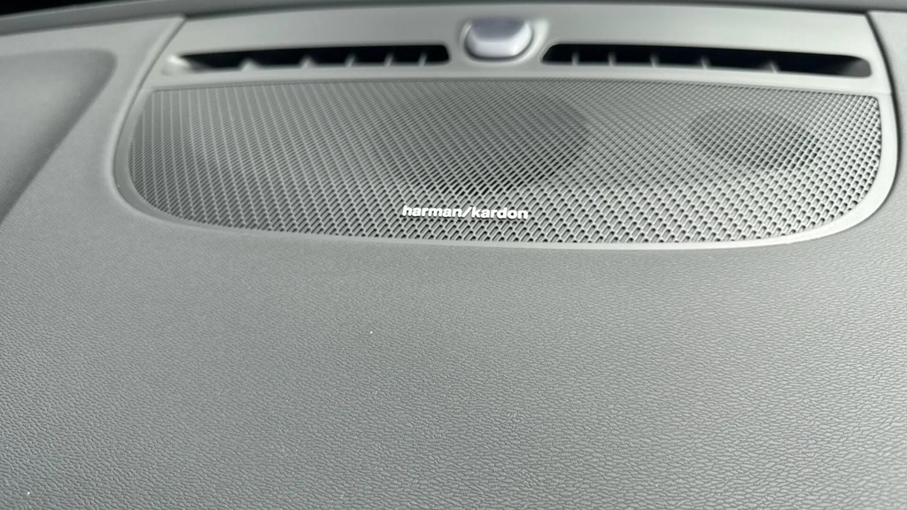 Volvo XC40 Plus Pro Dark Blue #21